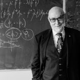 El científico belga que compartió el Nobel con Peter Higgs tras décadas de investigación teórica.