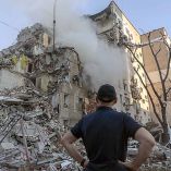 Daños en zona residencial de Kiev, tras ataque ruso.