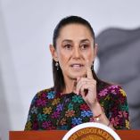 La presidenta Claudia Sheinbaum destaca la fortaleza de la economía mexicana durante su conferencia matutina.