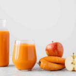 Licuado de zanahoria con manzana