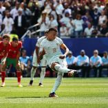Kylian Mbappé desperdició la oportunidad desde el manchón de tiro penal en la primera mitad.