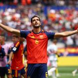 Mikel Merino celebra el gol de la clasificación de España para las Semifinales del Mundial 2026.