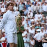 Jannik Sinner conquista su quinto Grand Slam en su trayectoria y segundo consecutivo en Wimbledon.