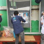 El operativo de la CNB consiste en fijar fichas de localización en fachadas, muros y espacios públicos