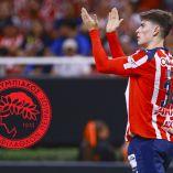 Olympiacos envía su primera oferta formal con la intención de hacerse de Armando 'Hormiga' González.