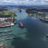 La vía interoceánica depende del agua almacenada en los lagos de Gatún y Alhajuela para operar sus esclusas.