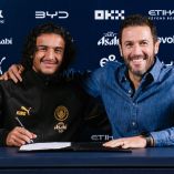 Ayyoub Bouaddi durante su presentación oficial como nuevo fichaje del Manchester City hasta 2031.