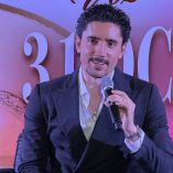 Alex Fernández llega al Metropólitan con “Voz de mi sangre”