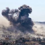 Una serie de ataques aéreos israelíes contra la zona de Al-Mansouri.