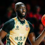 Tacko Fall vuelve a la NBA con los Philadelphia 76ers para probarse en la pretemporada 2026.