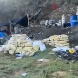 El aseguramiento del laboratorio de drogas se dio en las cercanías del poblado de Las Lajas, área serrana del municipio de Hidalgo del Parral.