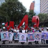 El Gobierno de México mantiene el caso Ayotzinapa como uno de los principales asuntos pendientes en materia de justicia, búsqueda de personas y atención a víctimas.
