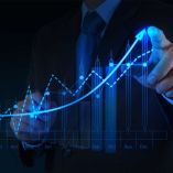 Los avances podrán sostenerse si la economía genera más inversión, productividad y empleo formal.