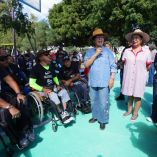 Azucena Cisneros apoya la rehabilitación del lugar, que brinda servicio a 400 personas