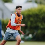 Edson Álvarez tuvo minutos con el West Ham en partido amistoso
