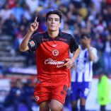 Gilberto Mora debutó el 18 de Agosto de 2024 en la Liga MX, frente a Santos.