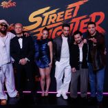 Jason Momoa, Cody Rhodes , Callina Liang, Andrew Koji , Noah Centineo durante el fan event de la película Street Fighter .