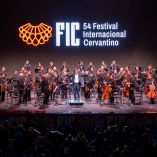 El espectáculo de cine-ópera "La bella y la bestia" se presentó el viernes en la Alhóndiga de Granaditas.