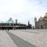 La actual Basílica de Guadalupe fue diseñada por el arquitecto Pedro Ramírez Vázquez con fray Gabriel Chávez de la Mora y se construyó en 22 meses.