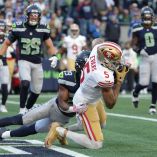 Mike Evans superó las 100 yardas y tuvo una anotación en la victoria de los San Francisco 49ers en su visita a Seattle.