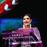 El pasado 4 de octubre, Brugada presentó su informe en el Auditorio Nacional, destacando el aumento en programas sociales.