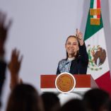 La presidenta confió en que la operación se traduzca en más inversión y mejor acceso a internet para los mexicanos.
