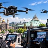 Drones de vigilancia del programa Fuerza Centinela y Centro de Inteligencia móvil frente a la Basílica de Guadalupe, en Gustavo A. Madero.