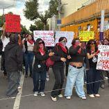 La protesta que inició minutos antes de las 13:00 horas, concluyó sin incidente alguno a las 17:30