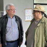 El secretario de Educación de la CDMX, Pablo Yanes Rizo junto al promotor cultural Mario Puga