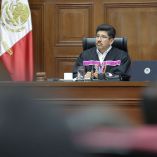 El ministro Hugo Aguilar Ortiz, presidente de la Suprema Corte de Justicia de la Nación, propuso guardar un minuto de silencio en su memoria.