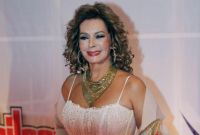 Elsa Aguirre reaparece a los 95 años tras reunirse con Claudia Sheinbaum. Así luce hoy la actriz de la Época de Oro del cine mexicano.