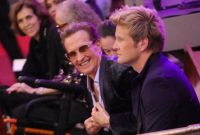 Emmanuel en su ceremonia aniversario por 50 años de trayectoria