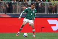 Edson Álvarez podría subirse al tren del Mundial 2026.