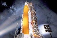 Imagen presentada por la NASA el 22 de octubre de 2020 del cohete Space Launch System que usará en la misión Artemisa. Foto: AFP
