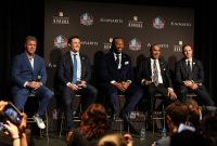 Adam Vinatieri, Luke Kuechly, Larry Fitzgerald, Roger Craig y Drew Brees comparten el momento en que saben que son los elegidos de la Clase 2026 para estar en el Salón de la Fama.