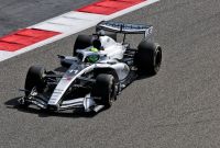 Sergio Pérez ya rodó con la nueva decoración de Cadillac en Sakhir.