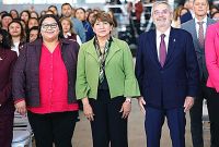 Citlalli Hernández, Delfina Gómez y Juan Ramón de la Fuente.