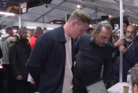 Marc-André Ter Stegen se da cuenta que no está en el padrón electoral del Barcelona.