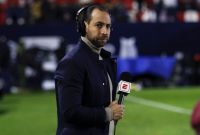 Mauricio Ymay fue sorprendido por los aspersores del Estadio Banorte.