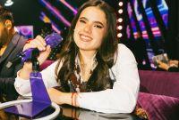 La cantante preocupó a sus fans al compartir imágenes desde la cama del hospital.