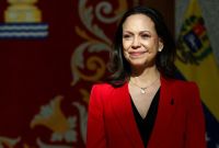 Miles de venezolanos acudieron a Puerta del Sol para escuchar a Machado.