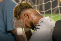 Neymar no quiso escuchar los reclamos de la afición del conjunto de Santos