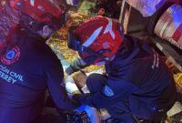 Un vendedor de elotes resultó gravemente lesionado tras ser atropellado por un vehículo mientras trasladaba su carrito en calles de Monterrey.