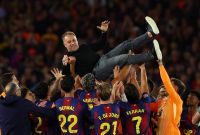 Hansi Flick seguirá por al menos dos temporadas más en el Barcelona