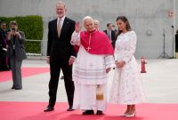 El rey Felipe VI de España, el papa León XIV y la reina Letizia.