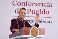 Por otro lado, la mandataria descartó que integrantes de su gabinete estén pensando actualmente en una candidatura presidencial.