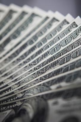 Dólares en billetes