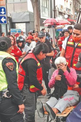 El martes una adulta mayor sufrió una caída al interior de la estación Allende.