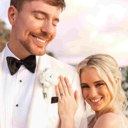MrBeast anunció su boda con Thea Booysen a través de Instagram, donde compartió las primeras fotografías de la ceremonia.