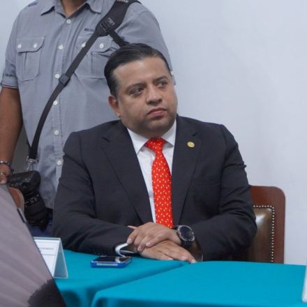 El diputado priista Omar Garcia Loria.